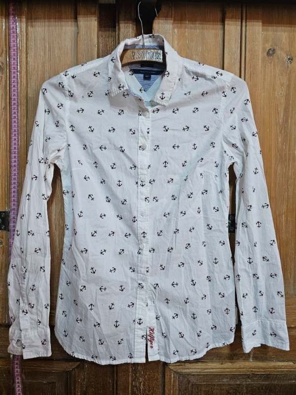 Producto - Camisa Tommy Hilfiger Anclas t.xs