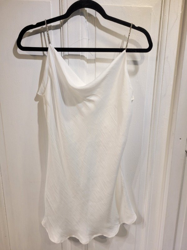 Producto - Vestido blanco con tiras plateadas Talle M - PRECIO: 36X