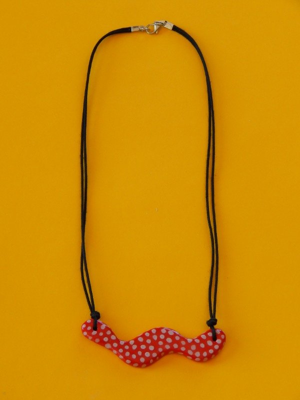 Producto - Collar ondas rojo