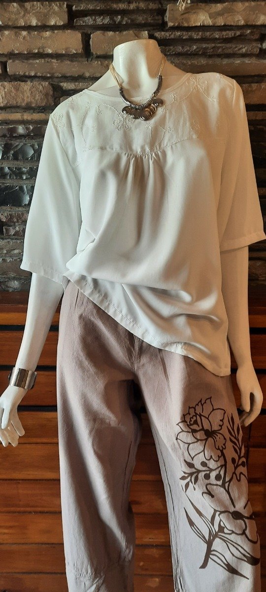 Producto - Blusa manga corta bordada