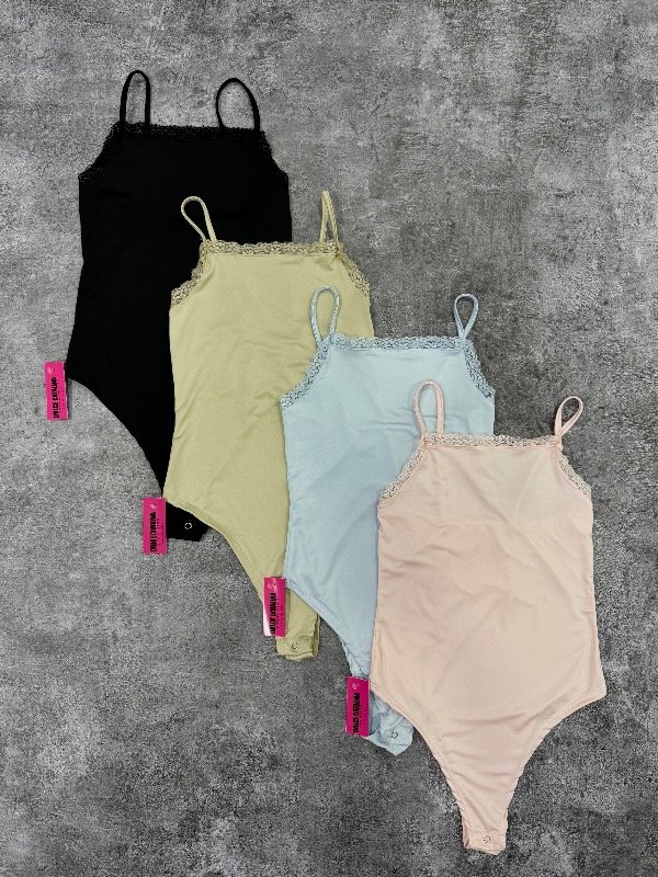 Producto - Body con puntilla