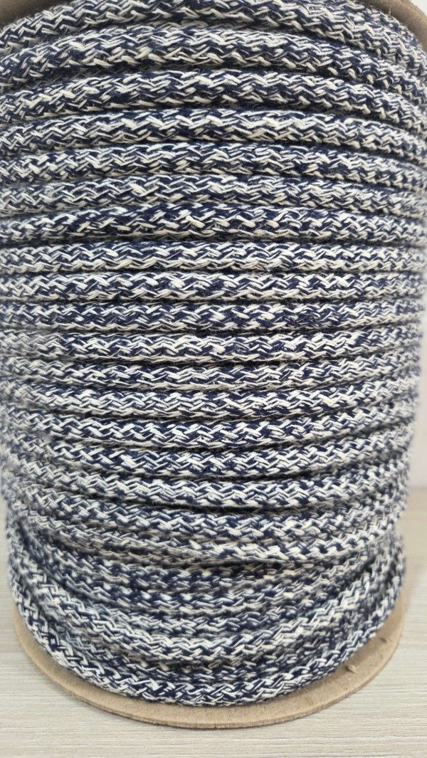 Producto - Cordon de algodón tejido 6/7mm JASPEADO AZUL Y CRUDO 100mts