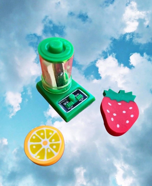 Producto - Set de gomas y sacapuntas retro