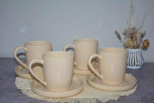 Producto - SET DE DESAYUNO BEIGE [TAZA Y PLATO]