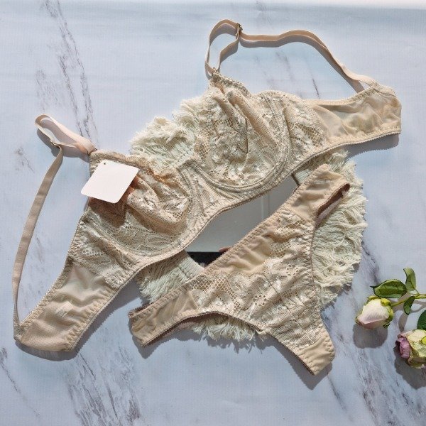 Producto - Conjunto Puntilla y microtul Yne Ca - talle 90