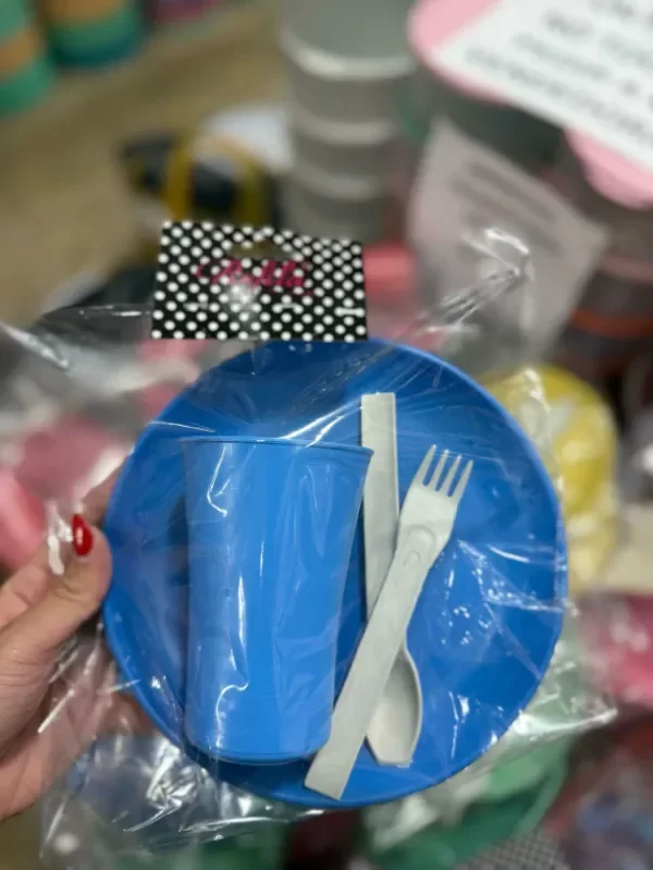 Producto - COMBO-VASO+PLATO+CUBIERTOS