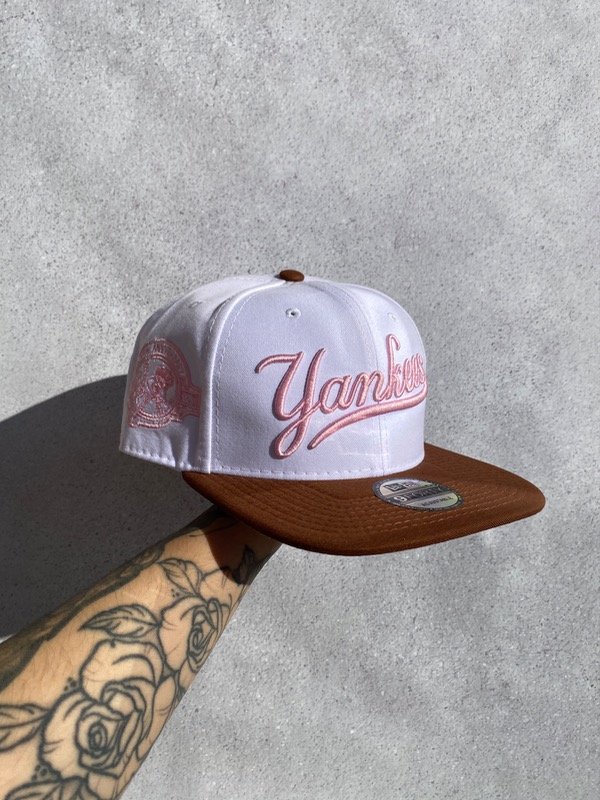 Producto - Gorra cerrada Yankees white