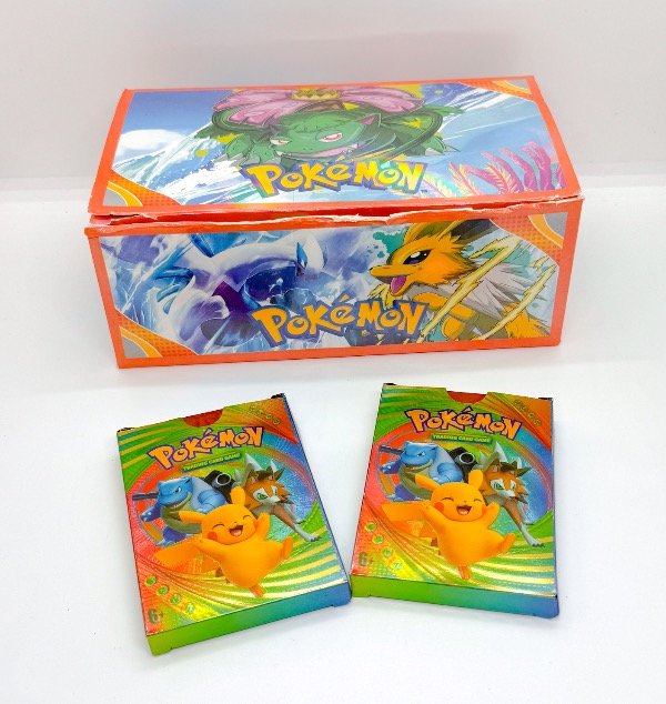 Producto - Mazos de cartas multicolor Pokémon caja x20u