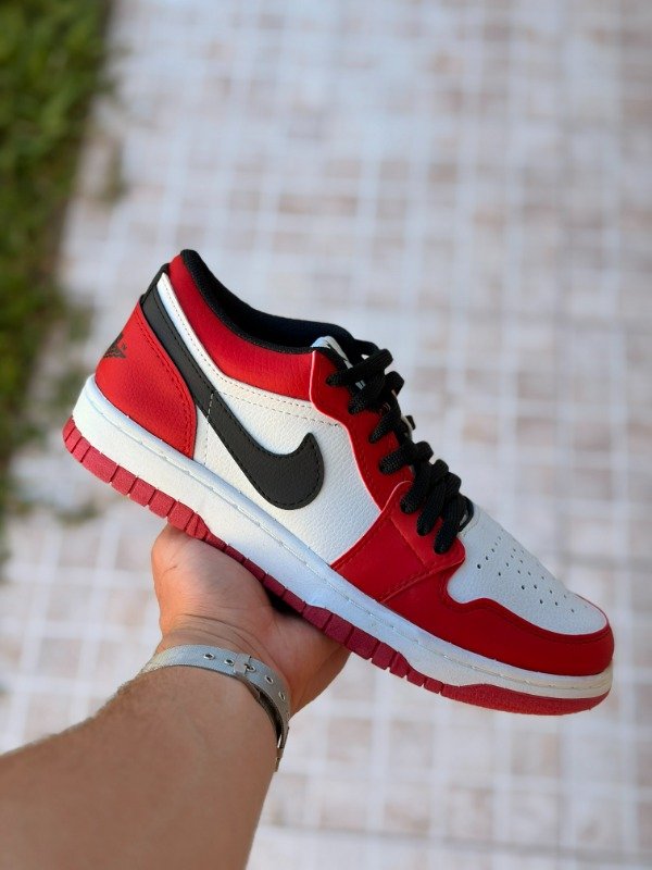Producto - Jordan low rojas