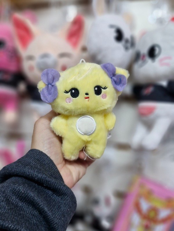 Producto - BLACKPINK - LLAVERO PELUCHE ROSIE (ROSE)