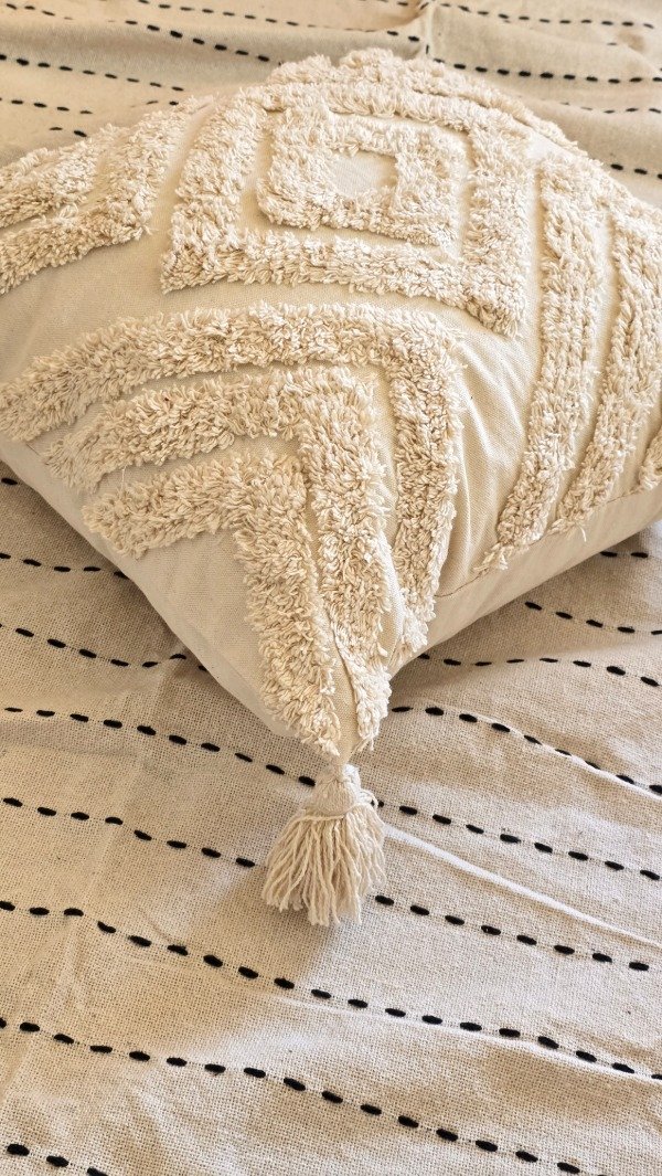 Producto - Almohadon boho flecos - 1