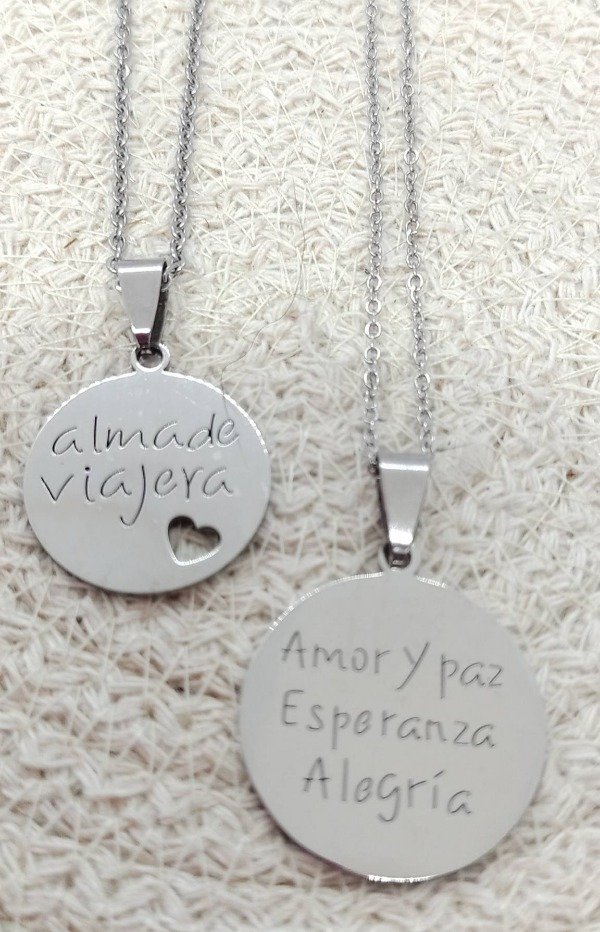Producto - dije de Frases - " Alma Viajera"