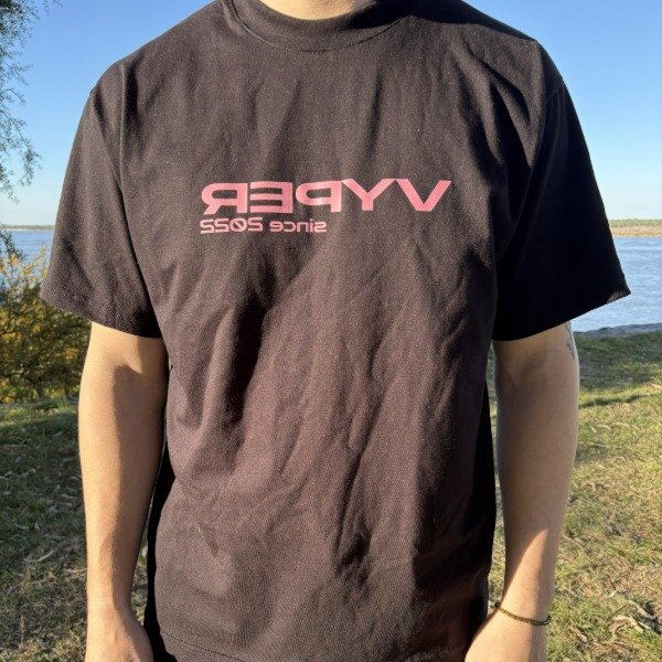Producto - Remera Hansha Negra - 2