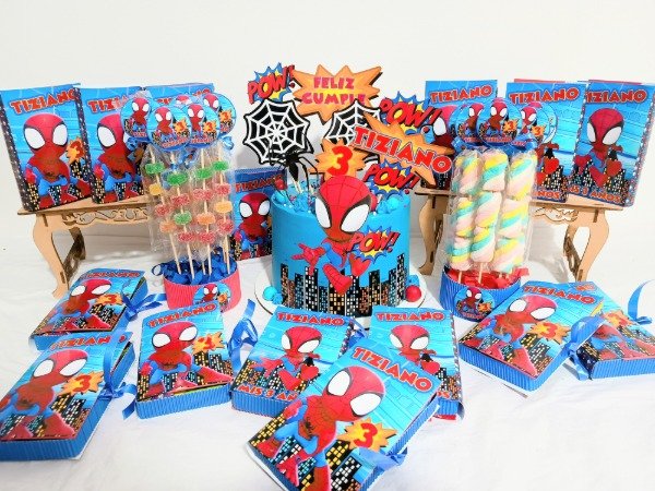 Producto - Co.bo completo spidey