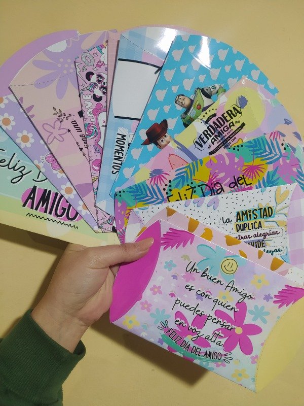 Producto - Almohadas golosineras dia del amigo