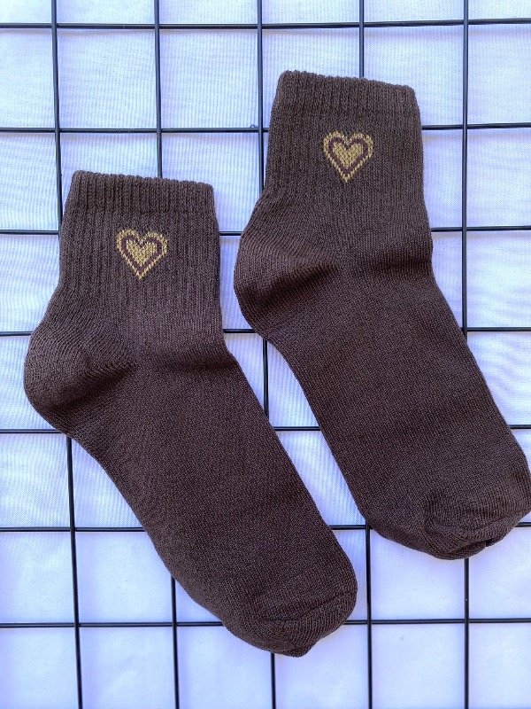 Producto - Tennis marrón corazón beige