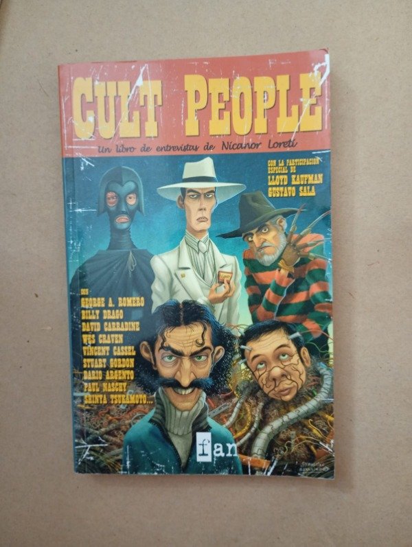 Producto - Cult people - Loreti Kaufman Sala - Fan 2009