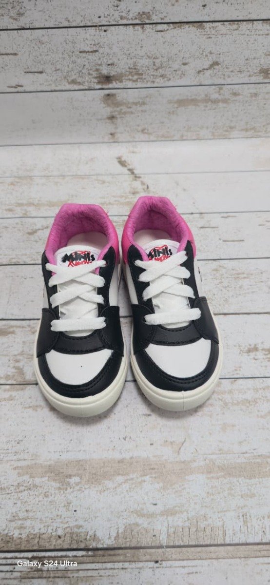 Producto - zapatilla mini kids con fucsia del 27 al 34 - 1