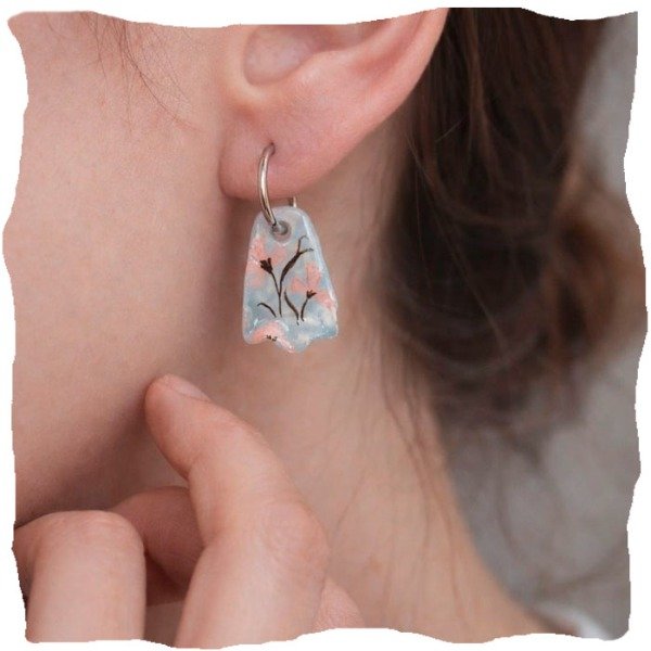 Producto - aritos sakura celeste