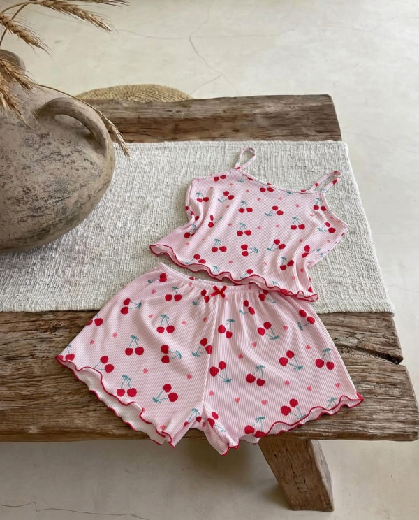 Producto - Pijama morley rulete - Rosa con cerezas
