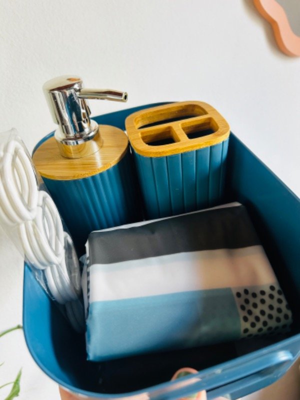 Producto - Set de baño con cortina y canasto - 5