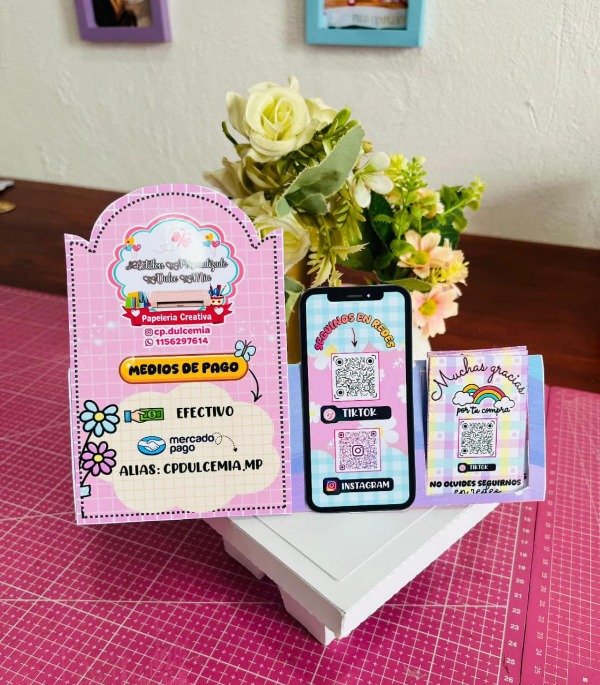 Producto - EXHIBIDOR+TARJETERO EDITABLE