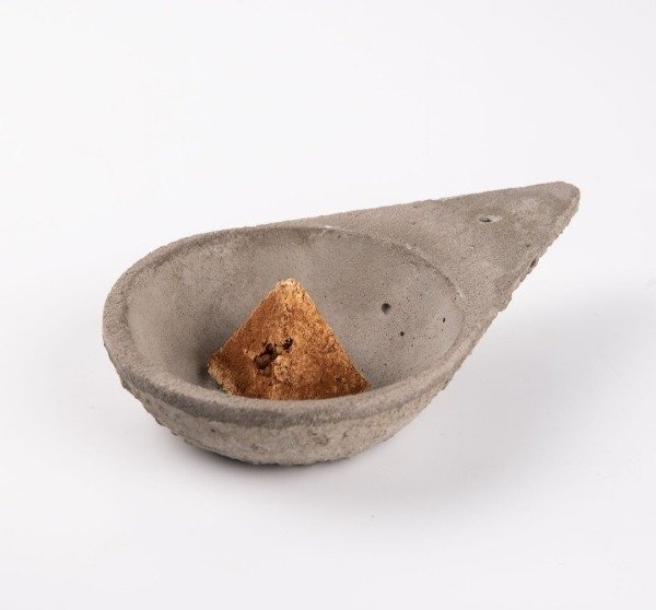 Producto - Sahumador Cemento Triangular