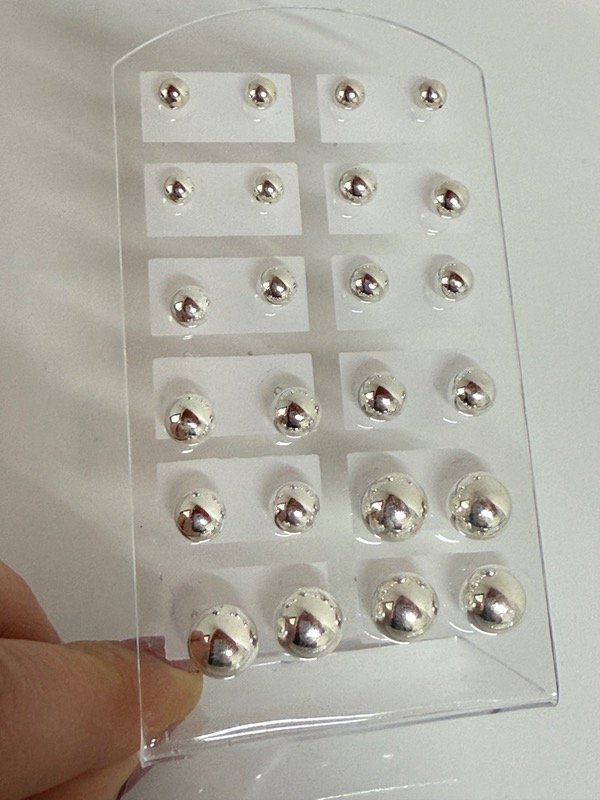 Producto - AB1557 Blíster aritos bolita 4 tamaños acero blanco