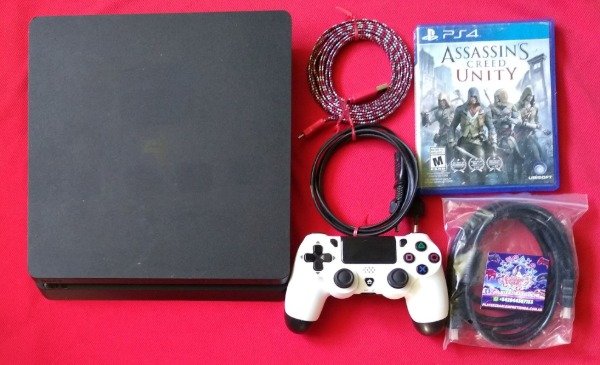 Producto - CONSOLA PLAYSTATION 4 SLIM 500GB AC UNITY