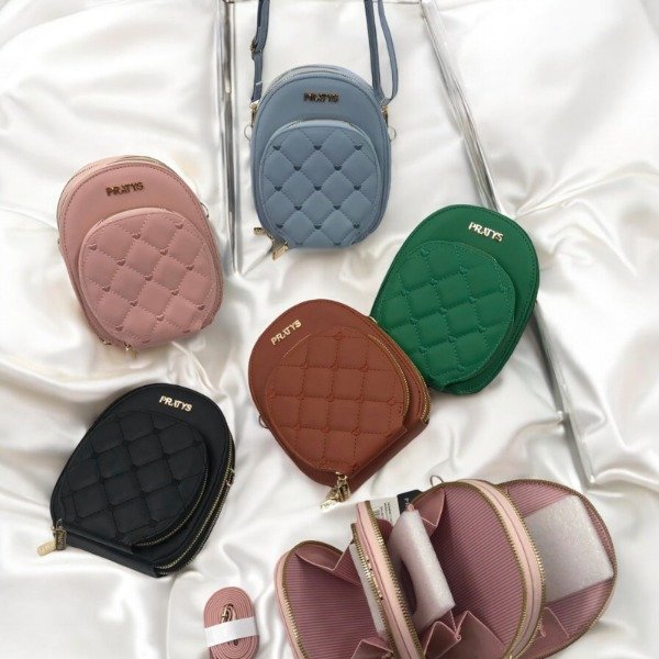 Producto - CARTERA PORTA CELULAR OVAL 3 ESPACIOS CIERRES DORADOS BOLSILLO DISEÑO 18x15x5 CM