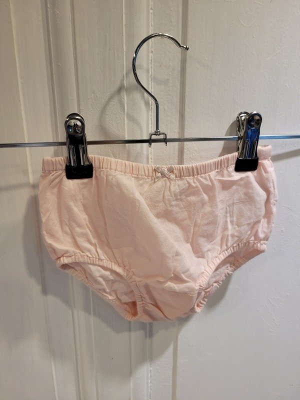 Producto - Bombachudo BABY GAP rosa Talle 2 años - PRECIO: 3X