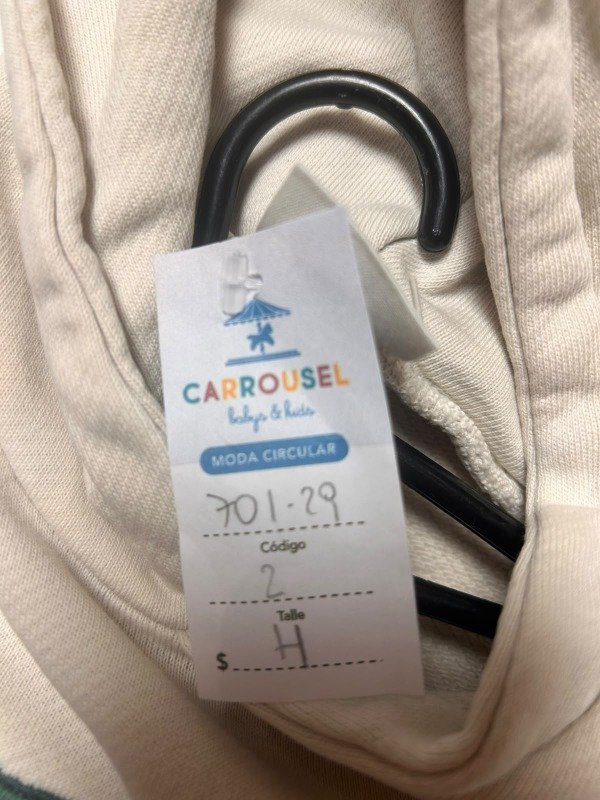 Producto - Buzo beige con capucha NYC Days Zara - 3