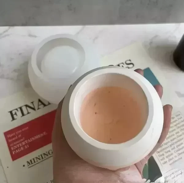 Producto - Molde silicona maceta porta vela bombe