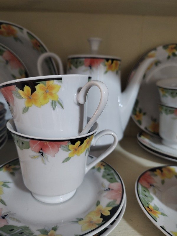 Producto - Juego completo vajilla p/8