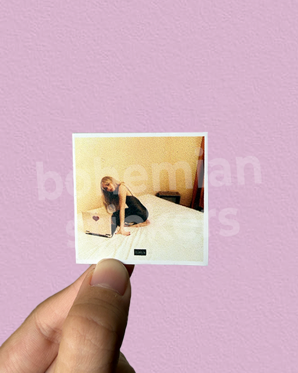 Producto - THE EMAILS I CANT SEND - Sticker Individual de Sabrina Carpenter