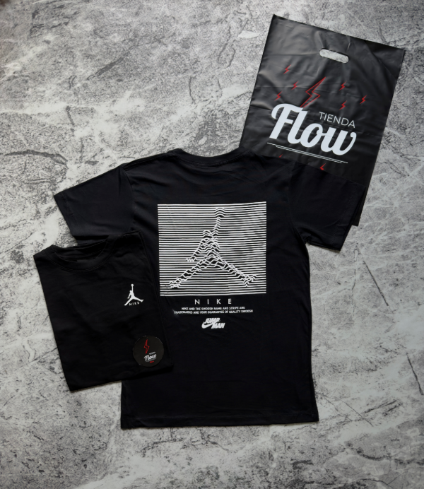 Producto - Remera Jordan TECH Negra