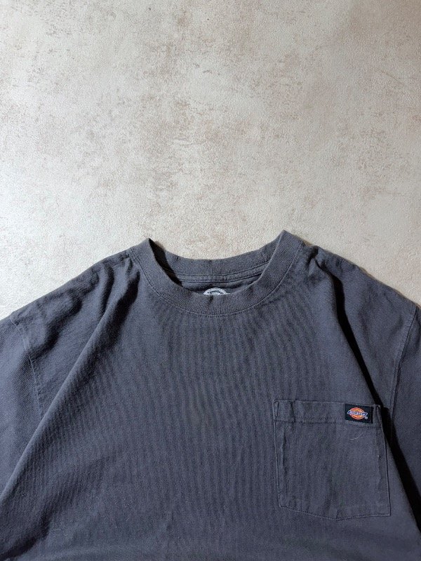 Producto - Remera Dickies T.L - 2