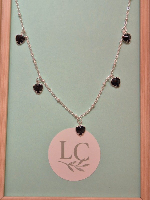 Producto - Collar corazones negros