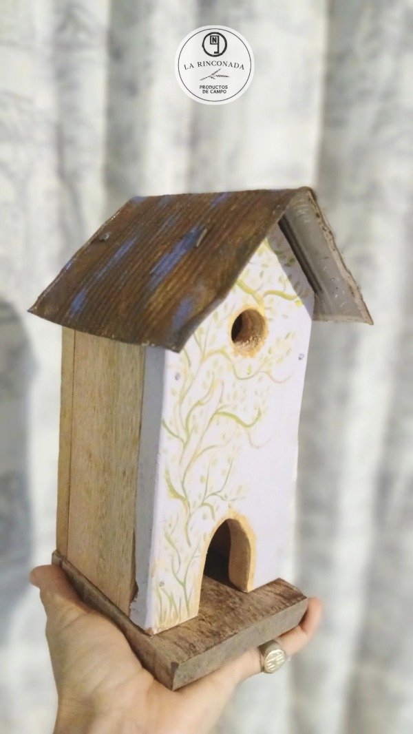 Producto - Casita pintada enredadera