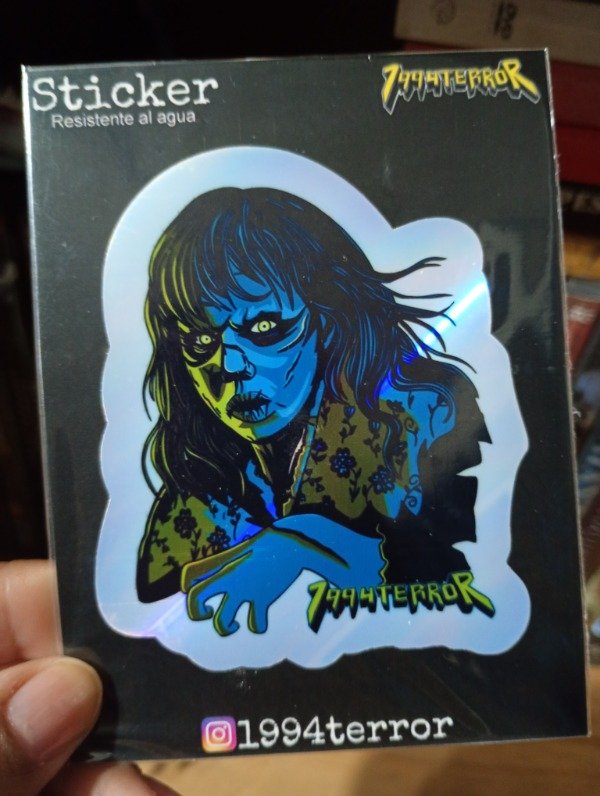 Producto - Sticker holografico The Exorcist