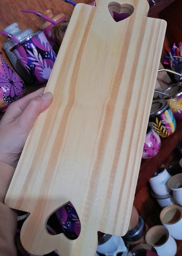 Producto - Tabla dos corazones pintada a pedido