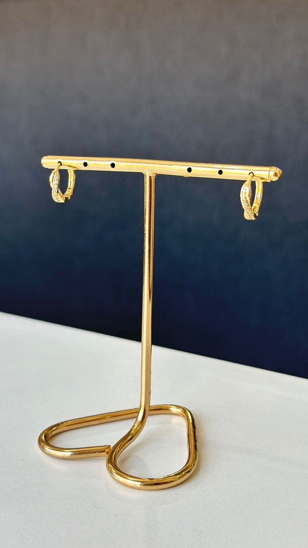 Producto - Argolla trenzada con micropave 1,2cm laminada en oro 18k