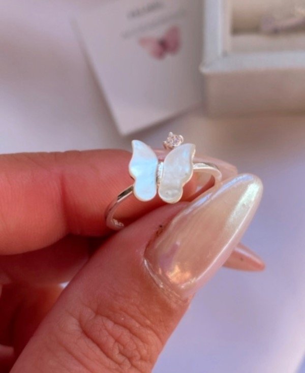 Producto - Anillo mariposa nacar