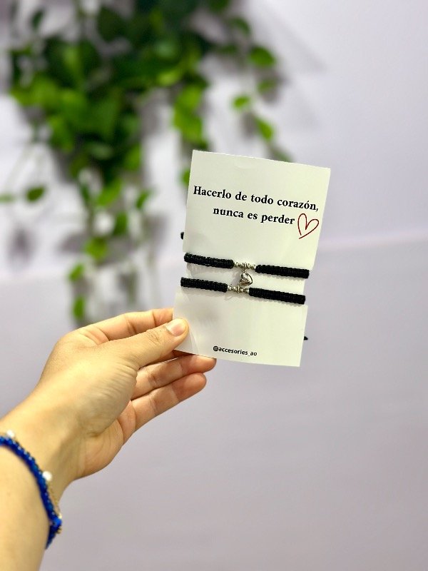 Producto - Pulseras imán y pelotitas aq