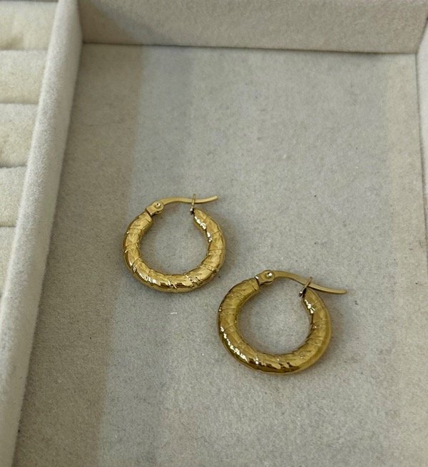 Producto - Acero dorado argollas
