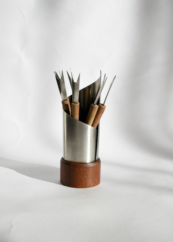 Producto - Set de seis tenedores + contenedor para picadas - 1
