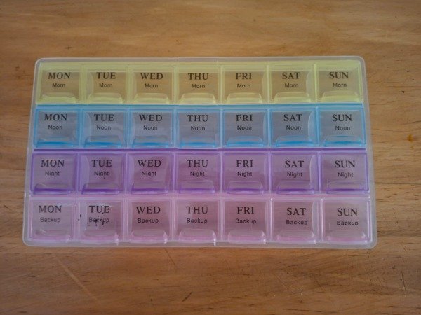 Producto - Pastillero 4 tomas