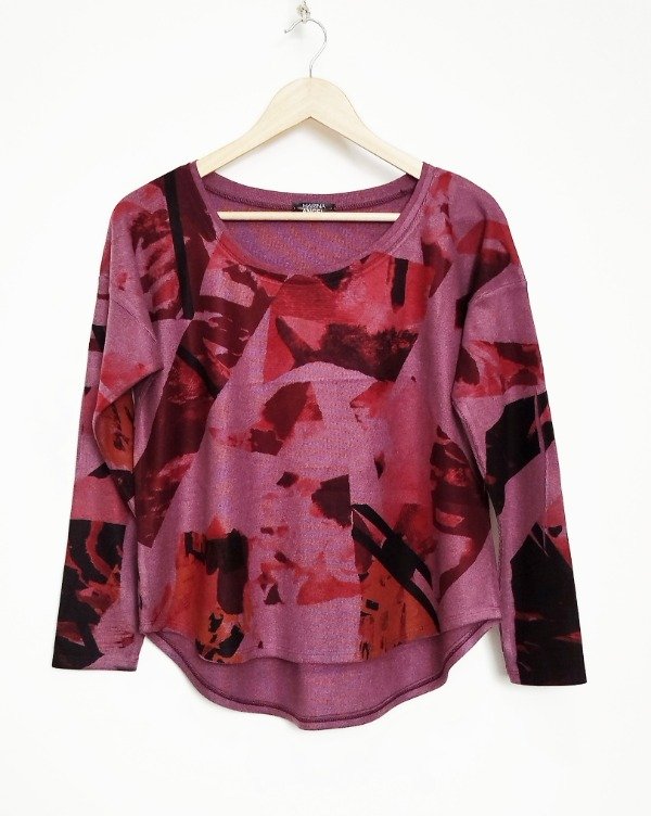 Producto - Buzo Olivia -morado pastel estampa recorte de Trazos-
