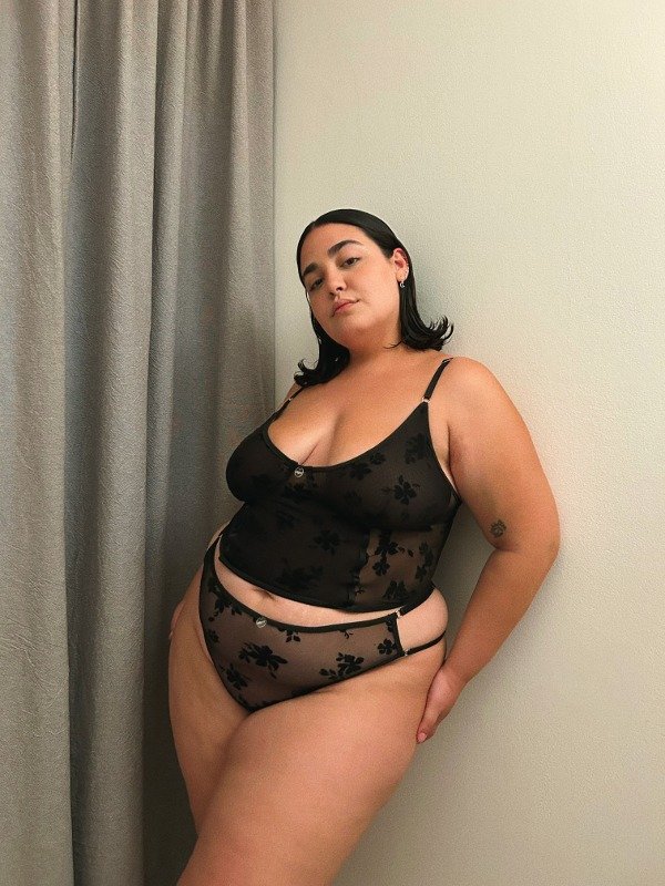 Producto - Bralette + vedetina less Galia
