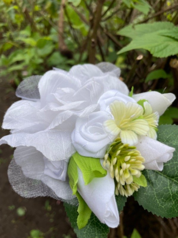 Producto - Tocado blanco